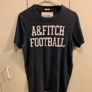 Abercrombie and Fitch T-shirt 🌺